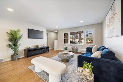 6733 W 88th Street, Oak Lawn, IL 60453 - Photo 4