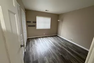 9388 Bay Colony Dr, Des Plaines, IL 60016 - Photo 16