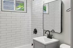 15332 Dante Ave, Dolton, IL 60419 - Photo 8