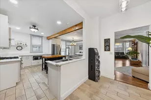 2720 Edina Blvd, Zion, IL 60099 - Photo 8