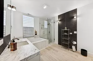 2720 Edina Blvd, Zion, IL 60099 - Photo 20