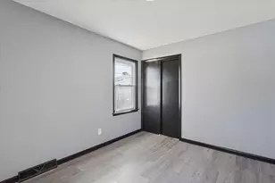 17641 Burnham Ave, Lansing, IL 60438 - Photo 14