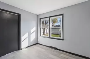 17641 Burnham Ave, Lansing, IL 60438 - Photo 12