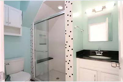 1316 W Erie Street #1E, Chicago, IL 60642 - Photo 10