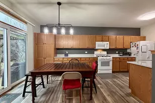 681 Ryegrass Trail, Aurora, IL 60504 - Photo 6