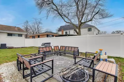 710 S Hawthorne Avenue, Elmhurst, IL 60126 - Photo 36