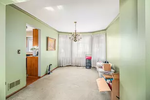 [Address not provided], Carol Stream, IL 60188 - Photo 6