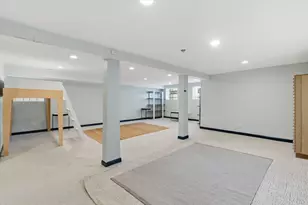 4935 W Carmen Ave, Chicago, IL 60630 - Photo 18