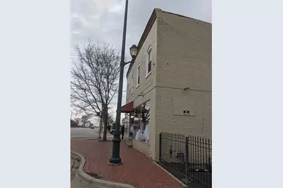 266 E Cass Street #2N, Joliet, IL 60432 - Photo 1