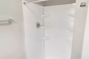 705 Nicholson St, Joliet, IL 60435 - Photo 10