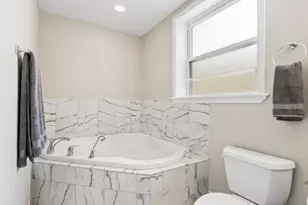 4650 N St Louis Ave, Chicago, IL 60625 - Photo 22