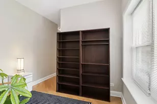 4650 N St Louis Ave, Chicago, IL 60625 - Photo 12