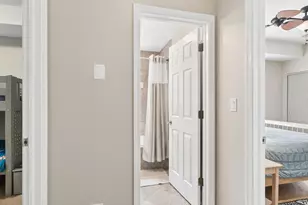 4650 N St Louis Ave, Chicago, IL 60625 - Photo 14