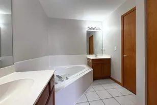 3804 Relstar Ct, Naperville, IL 60564 - Photo 16