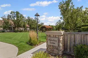 1606 Fairfax Ln, Oakbrook Terrace, IL 60181 - Photo 40