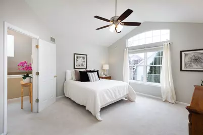 1606 Fairfax Lane, Oakbrook Terrace, IL 60181 - Photo 20