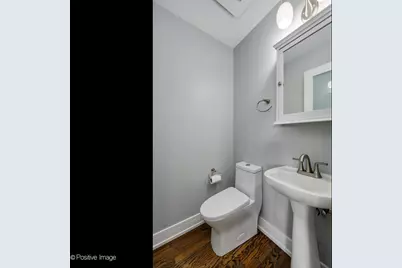 7225 N East Prairie Road, Lincolnwood, IL 60712 - Photo 14