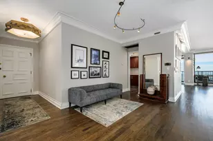 1040 N Lake Shore Dr, Chicago, IL 60611 - Photo 2