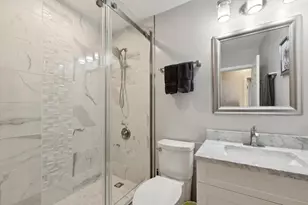 14949 Lake View Dr, Orland Park, IL 60462 - Photo 10