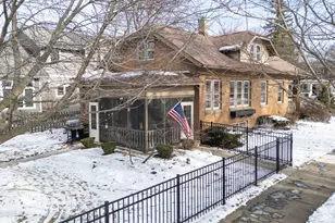 603 N Brainard St, Naperville, IL 60563 - Photo 24