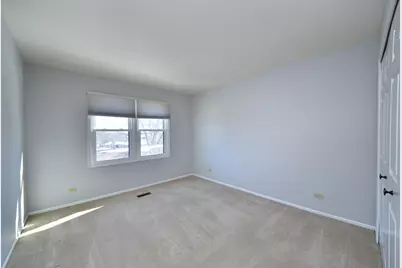 46 White Oak Circle #46, Saint Charles, IL 60174 - Photo 14