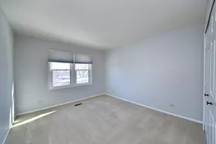 46 White Oak Cir, Saint Charles, IL 60174 - Photo 14