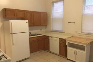 1749 W Barry Ave, Chicago, IL 60657 - Photo 12