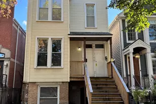 1749 W Barry Ave, Chicago, IL 60657 - Photo 1