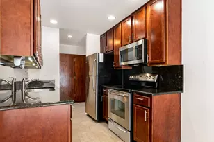 5900 Oakwood Dr, Lisle, IL 60532 - Photo 4