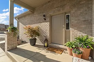56 Olympus Dr, Tinley Park, IL 60477 - Photo 2