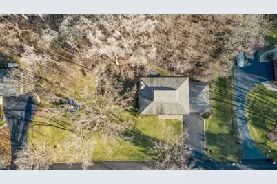 9620 Fox Shores Drive, Algonquin, IL 60102 - Photo 20