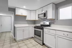 1211 N 22nd Ave, Melrose Park, IL 60160 - Photo 20