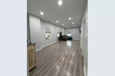 1211 N 22nd Avenue, Melrose Park, IL 60160 - Photo 4