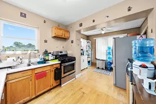 4629 W Parker Ave, Chicago, IL 60639 - Photo 8