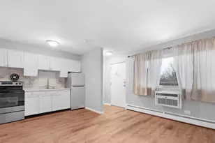 16 N Garfield St, Lombard, IL 60148 - Photo 10