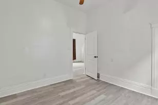 13346 S Carondolet Ave, Chicago, IL 60633 - Photo 8