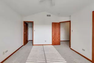 2910 Bloomfield Dr, Joliet, IL 60436 - Photo 16