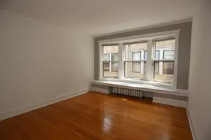 441 W Melrose St, Chicago, IL 60657 - Photo 8