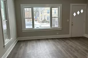 231-233 Williams St, Aurora, IL 60506 - Photo 2