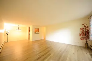 1206 S New Wilke Rd, Arlington Heights, IL 60005 - Photo 4