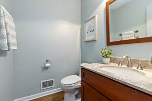 30 Regent Ln, Lincolnshire, IL 60069 - Photo 16