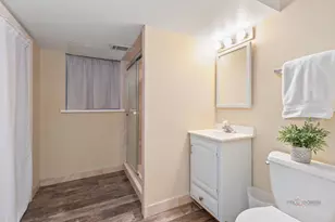 30 Regent Ln, Lincolnshire, IL 60069 - Photo 30