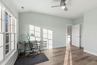 319 S Glendale Avenue #303, Barrington, IL 60010 - Photo 14