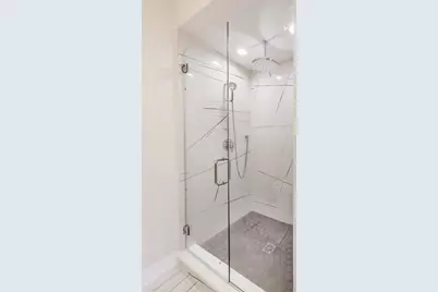 3339 N Ridgeway Avenue #2N, Chicago, IL 60618 - Photo 12