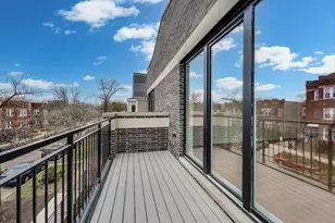 3339 N Ridgeway Ave, Chicago, IL 60618 - Photo 24