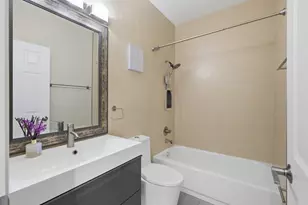 1164 Talbots Ln, Elk Grove Village, IL 60007 - Photo 22