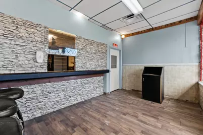 10606 S Torrence Avenue, Chicago, IL 60617 - Photo 2