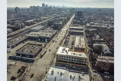 5256 N Broadway Street, Chicago, IL 60640 - Photo 4