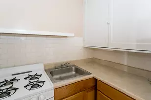 3121 N Hamlin Ave, Chicago, IL 60618 - Photo 4