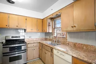 5932 N Keating Ave, Chicago, IL 60646 - Photo 6